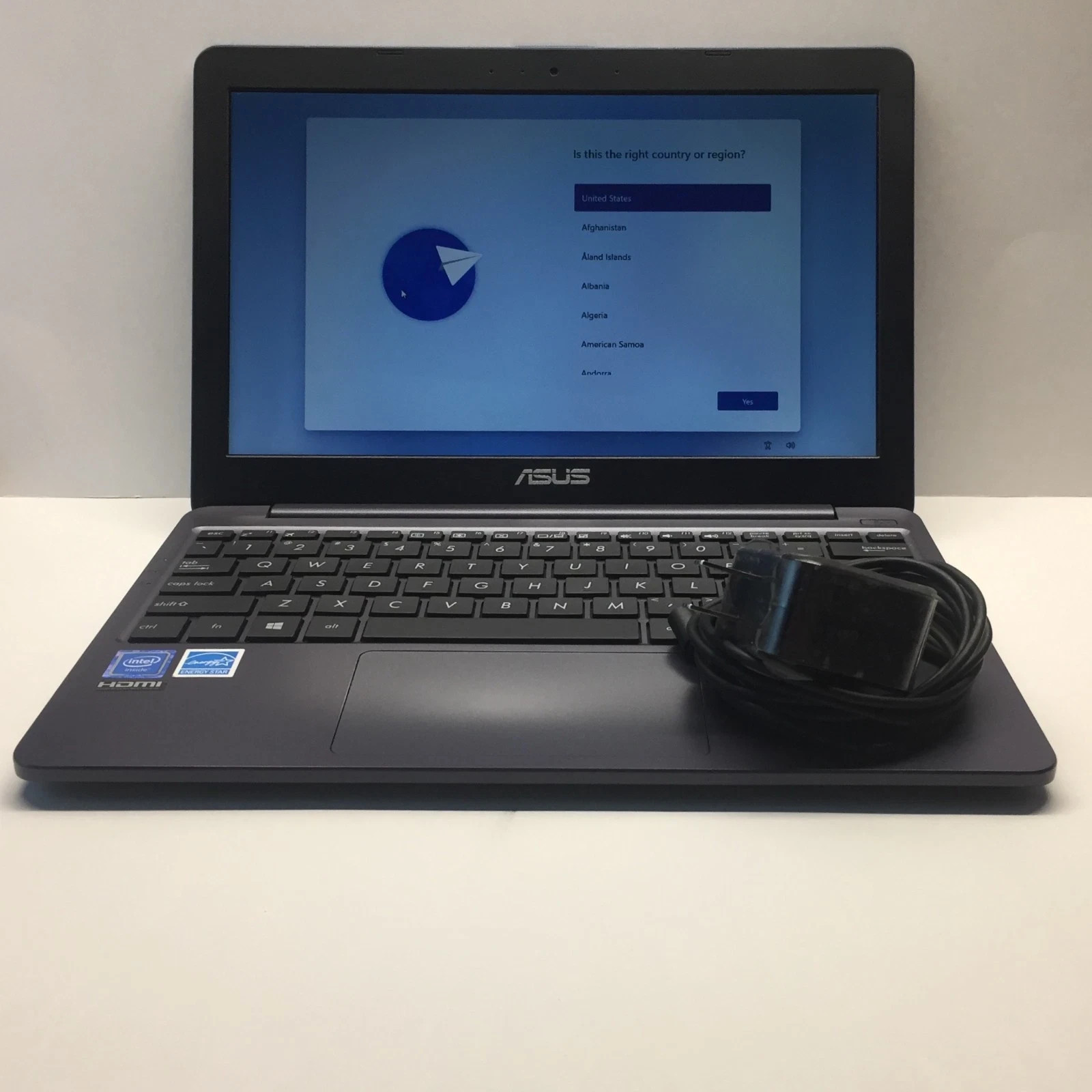 ASUS L203M Laptop, Official Windows 11, 4GB RAM, 64GB eMMC, Intel Celeron N4000