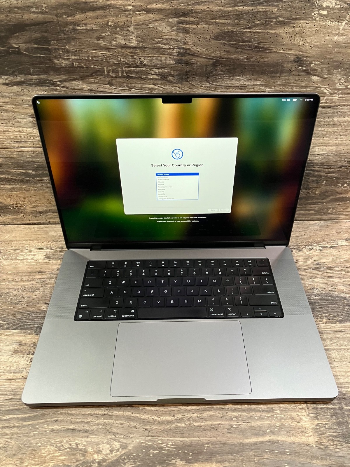 Apple MacBook Pro 16″ M1 Max 2021 10 CPU 24 GPU | 64GB RAM 1TB SSD | Very Good+