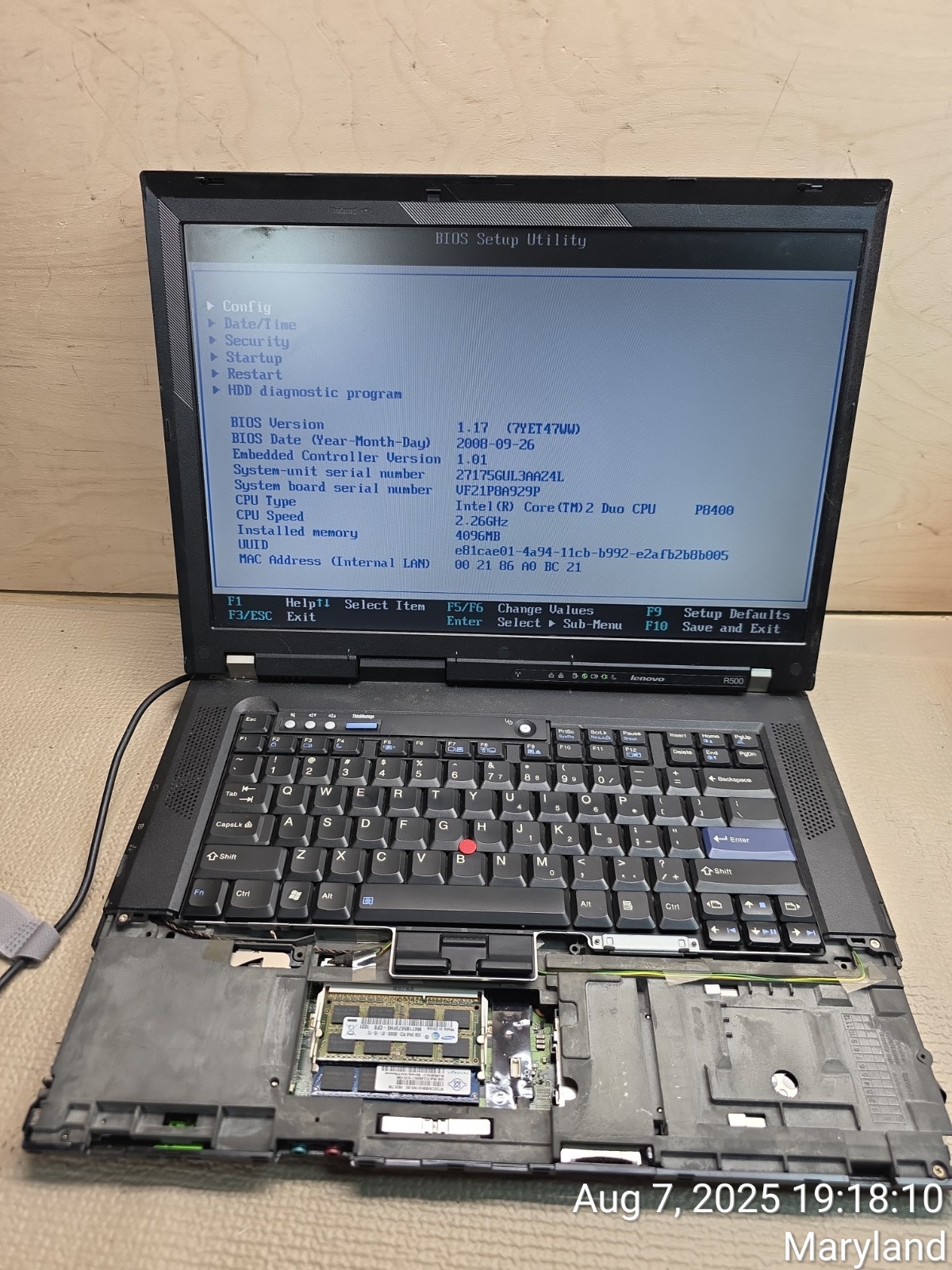 Lenovo R500 Intel Core 2 Duo CPU P8400 2.26GHz 4 GB  Ram ,160 GB HDDBoot to Bios