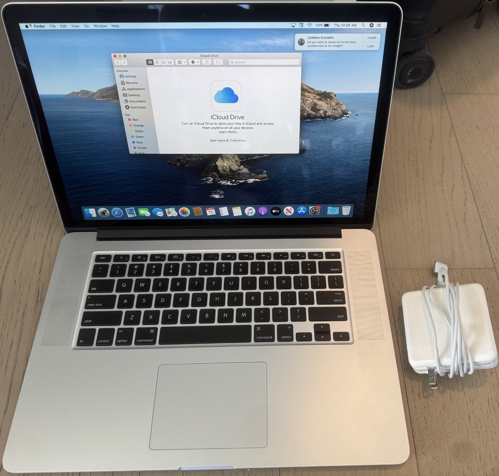 Apple Macbook Pro 15″ A1398 2013 | i7@2GHz | 8GB RAM | 256GB – Fully Functional
