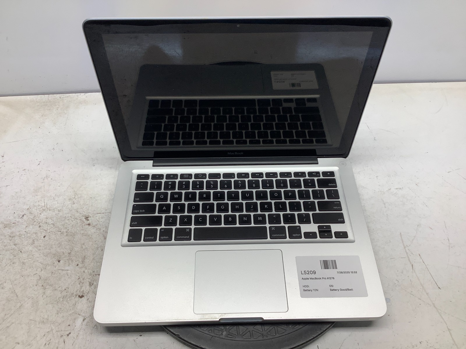 Apple MacBook Pro A1278  4 GB NO HDD