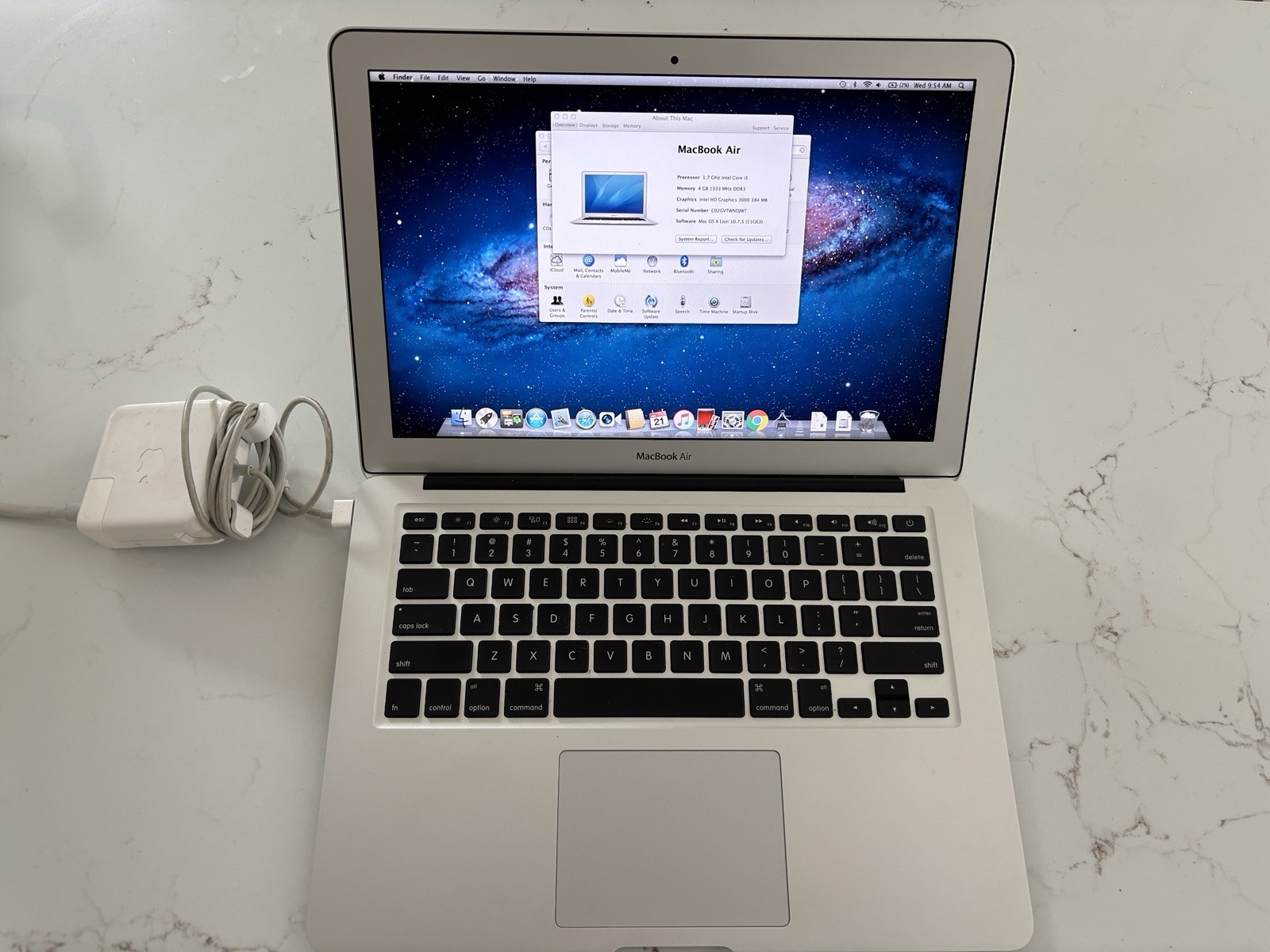 2011 Apple MacBook Air 13″ (Intel Core i5 1.7GHz 4GB RAM 128GB SSD) Silver, Good