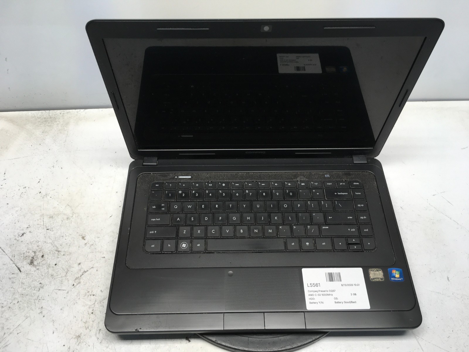 Compaq Presario CQ57 AMD C-50 1000MHz 2 GB NO HDD