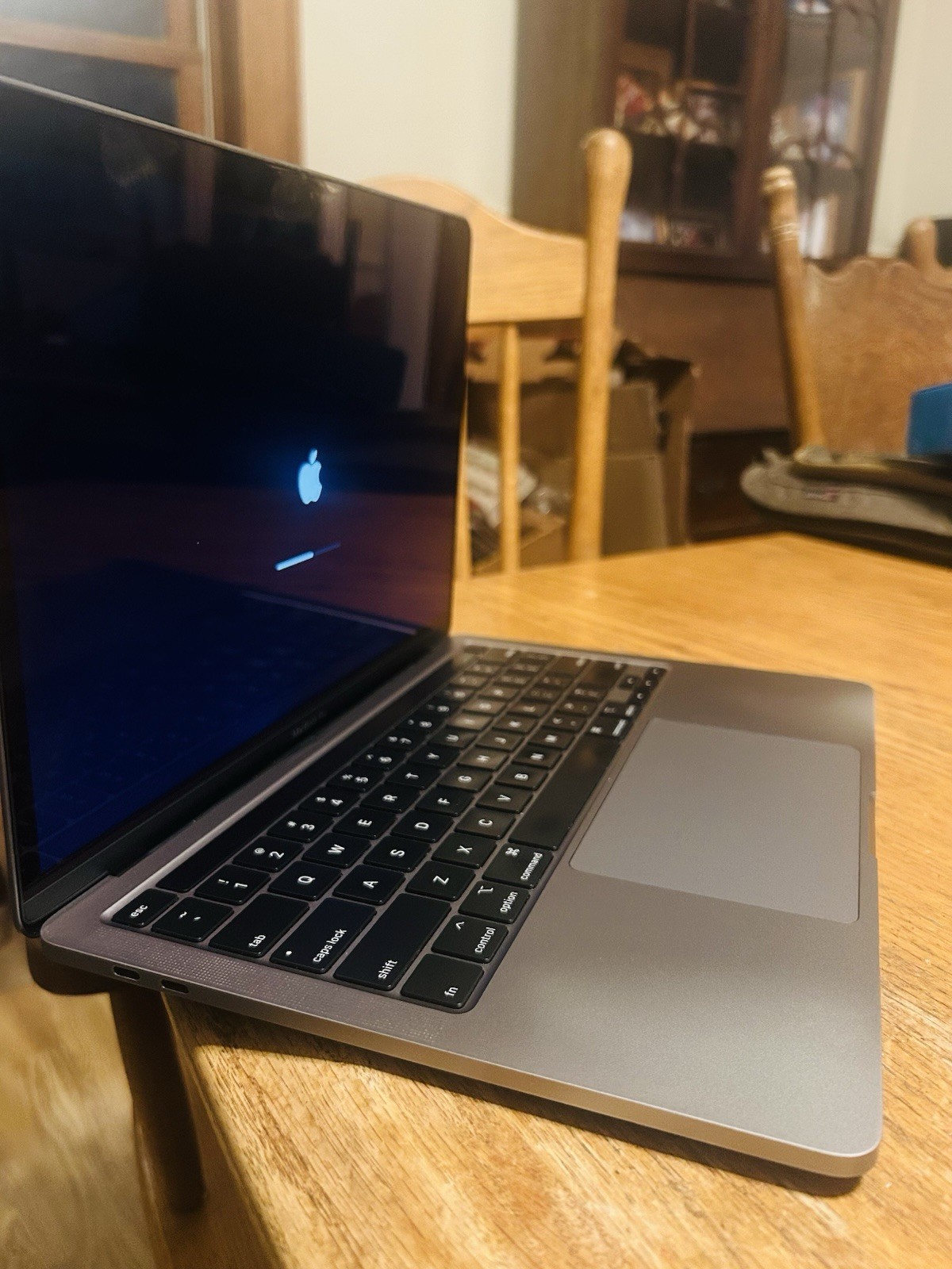 MacBook pro 13″ core i7 10th-Gen 2TB SSD 32GB RAM