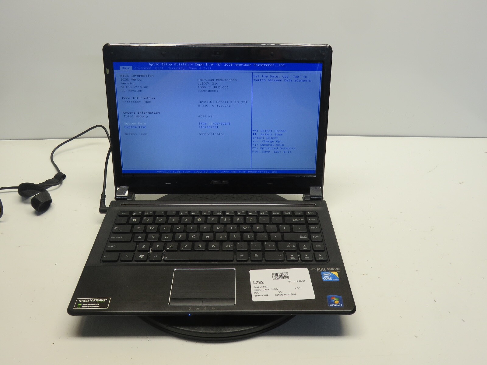 Asus UL80J Intel i3-U330 1.2 GHz 4 GB  NO HDD No Batt