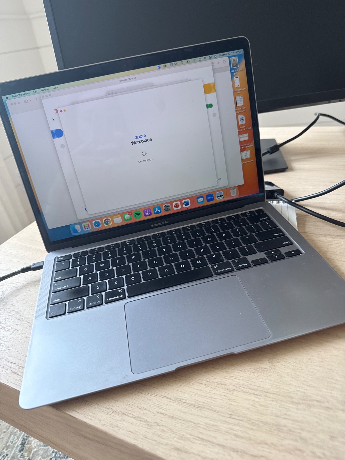 Apple MacBook Air 2020 13 Inch 1.1 GHz Core i3 256GB 8GB RAM