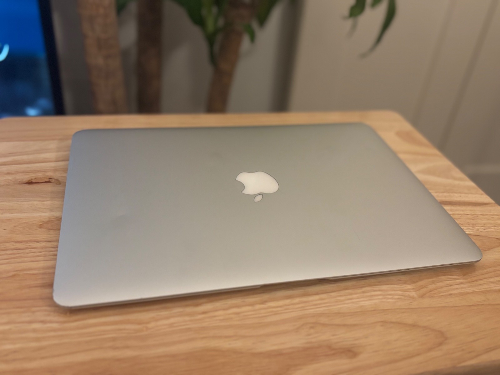 13.3″ 2015 Apple MacBook Air Intel Core i5 8GB RAM 256GB SSD Fair Condition