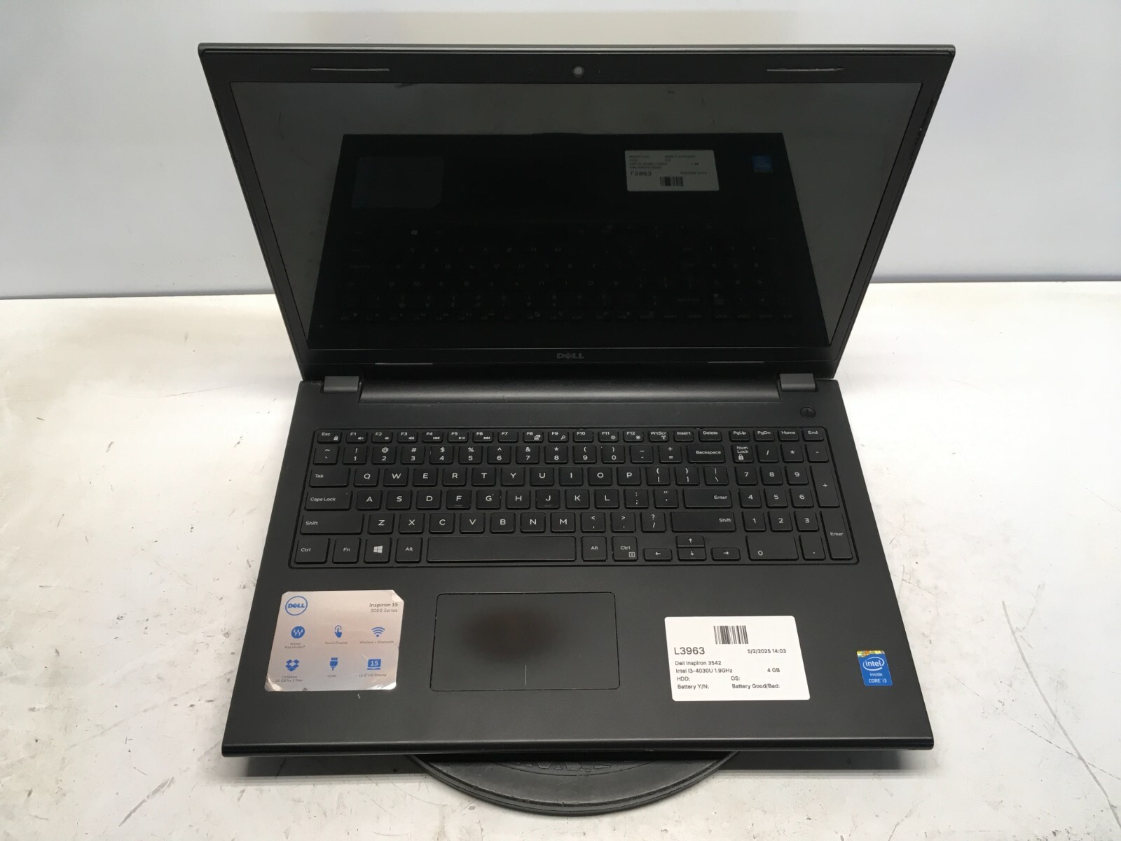 Dell Inspiron 3542 Intel i3-4030U 1.9GHz 4 GB NO HDD No Batt Graphical issue