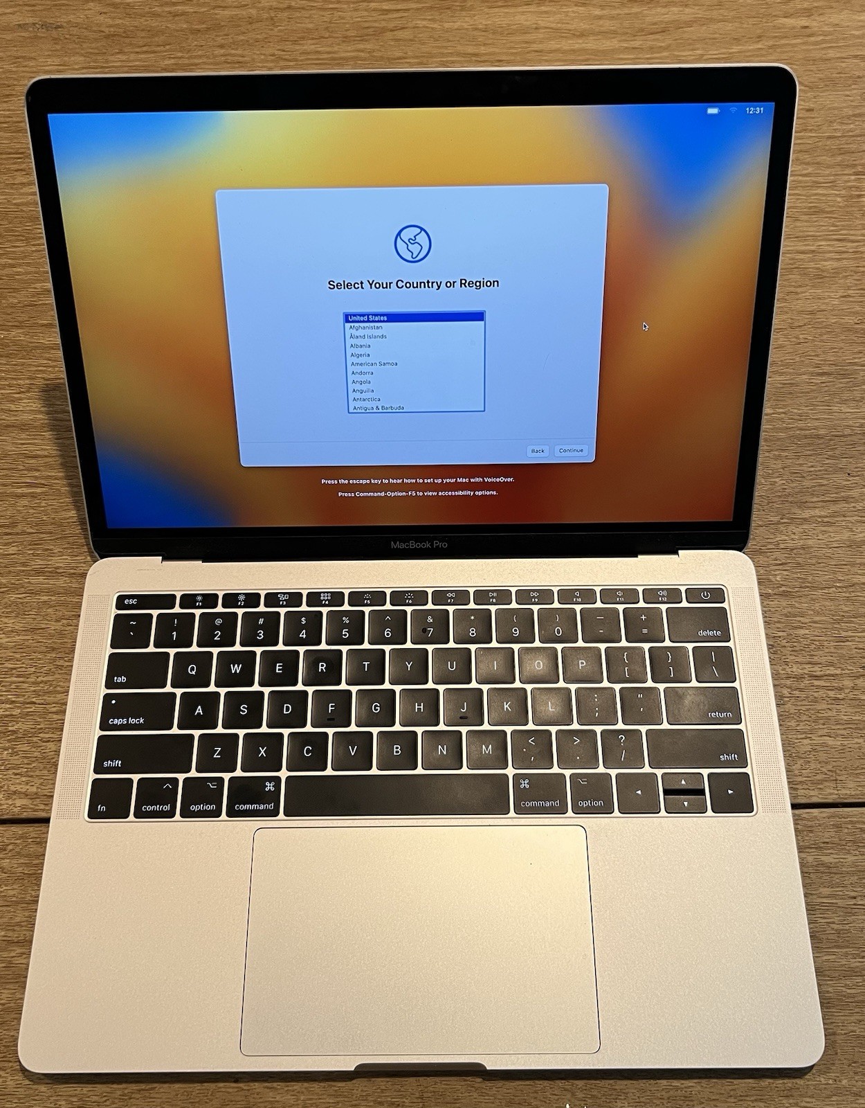 Apple MacBook Pro 13 2017 Laptop i5-7360U 2.3GHz 8GB 500GB SSD