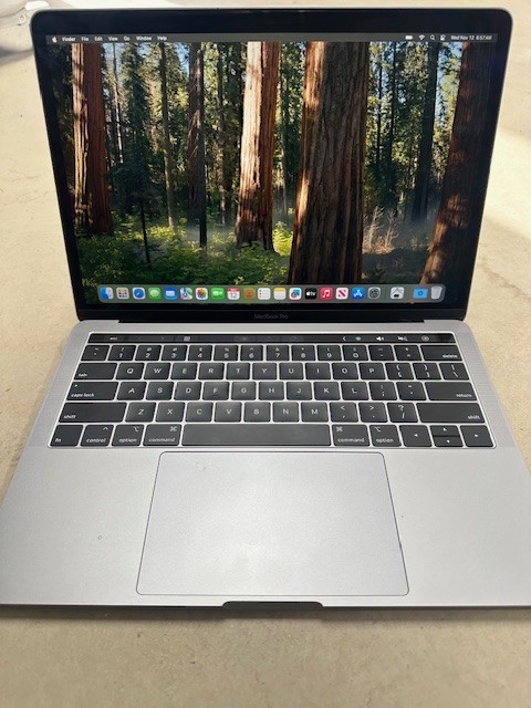 2019 Apple MacBook Pro 13″ Touch Bar i5 – 2.4ghz -Choose Specs- Speaker