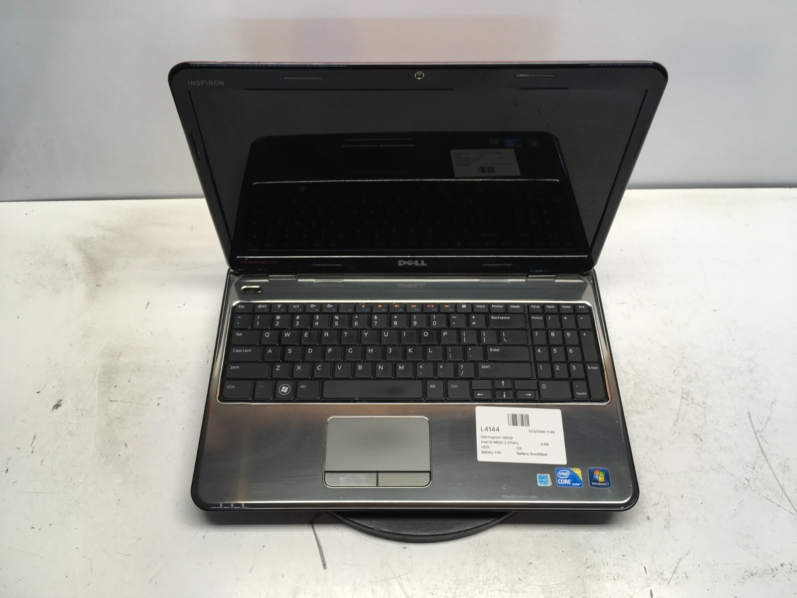 Dell Inspiron N5010 Intel i3-M350 2.27GHz 4 GB NO HDD No Batt