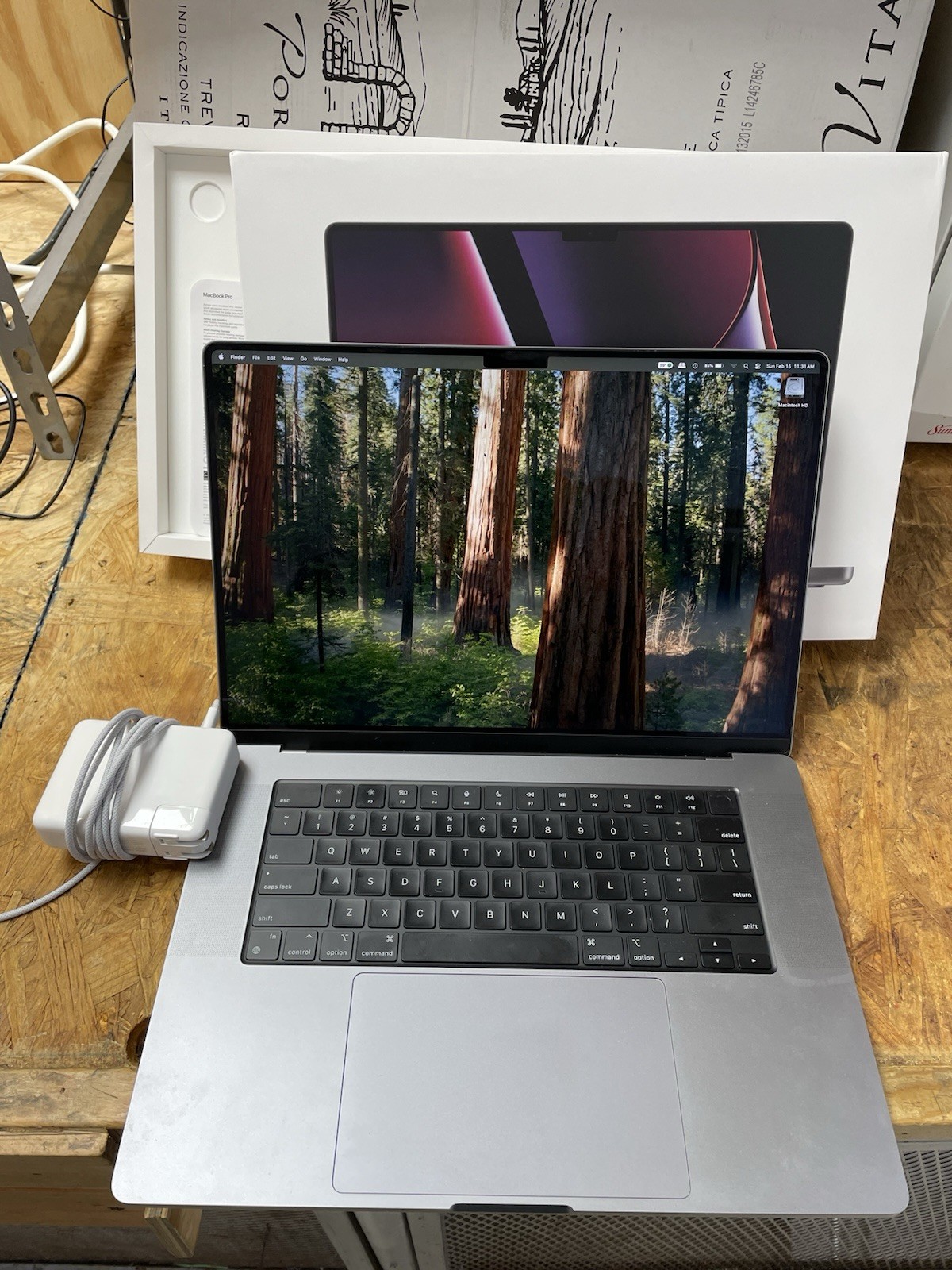 Apple MacBook Pro A2780 16 Inch 16gb/512ssd/M2 Pro 89 Hours Of Use! 15 Cycles!