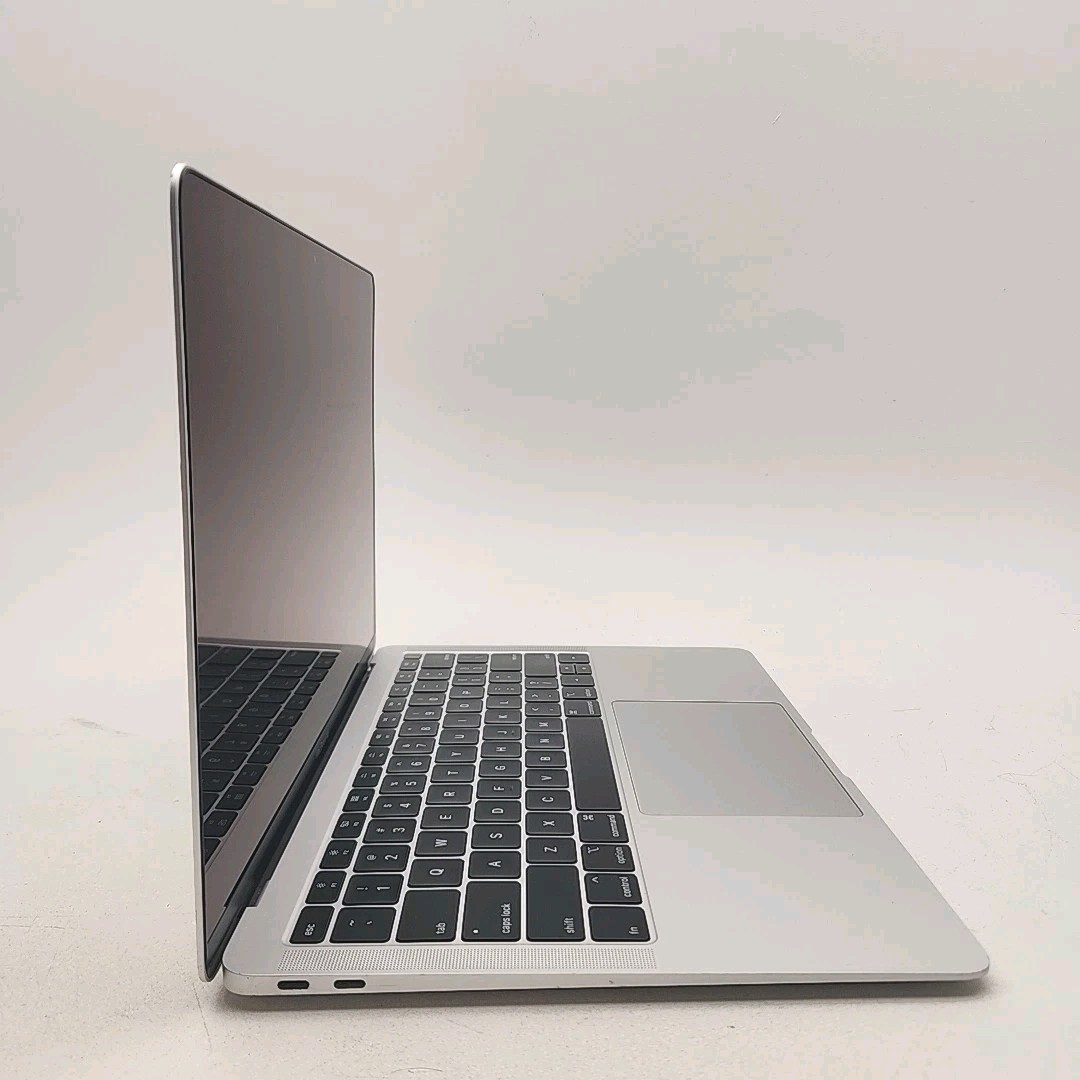 Apple MacBook Air 13″ – i5 1.6GHz (TrueTone 2019) 8GB 256GB SSD  Silver – Fair