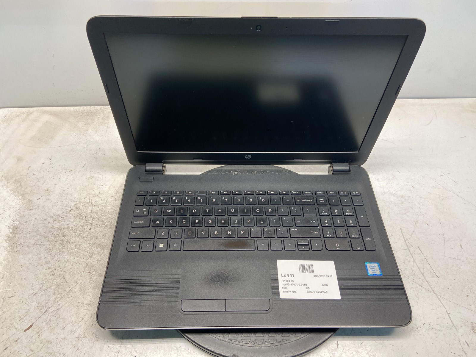 HP 250 G5 Intel i5-6200U 2.3GHz 8 GB NO HDD