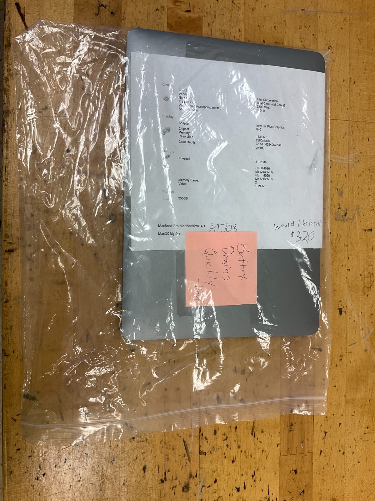 13″ Apple MacBook Pro 14,1 A1708 Dual-Core Intel Core i5 Iris Plus Graphics 640