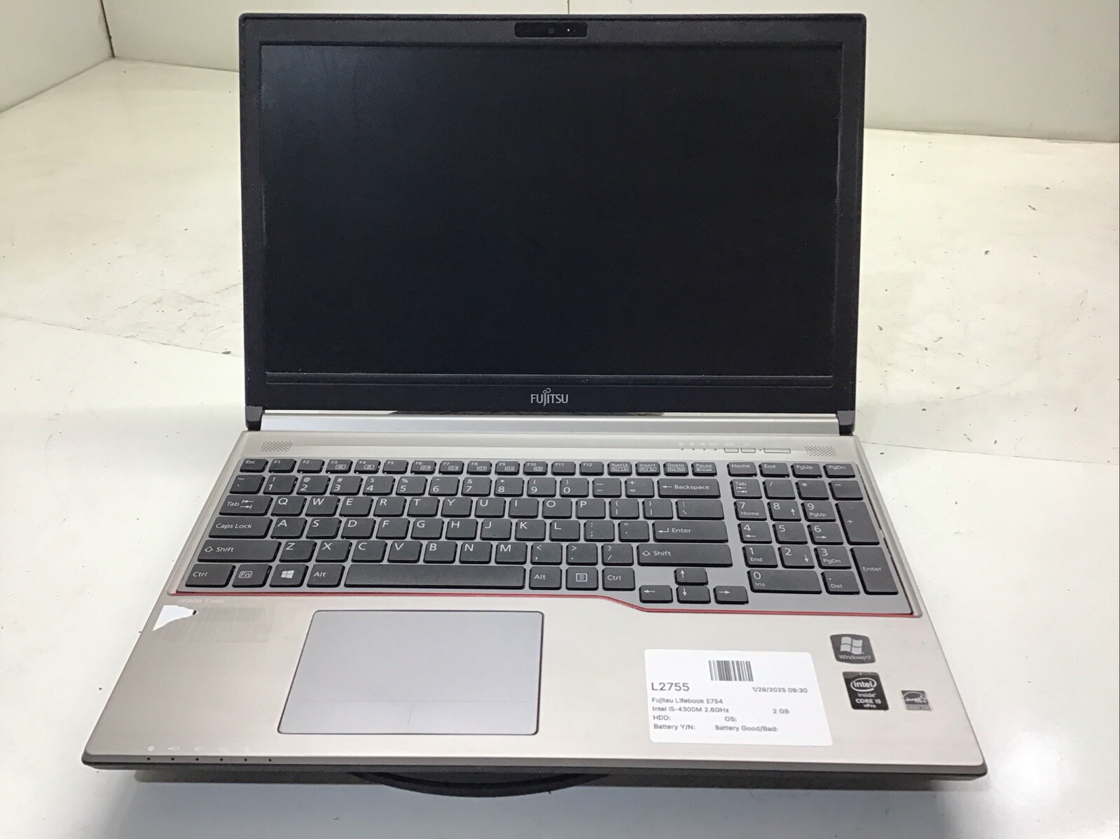 Fujitsu Lifebook E754 Intel i5-4300M 2.6GHz 2 GB NO HDD No Batt