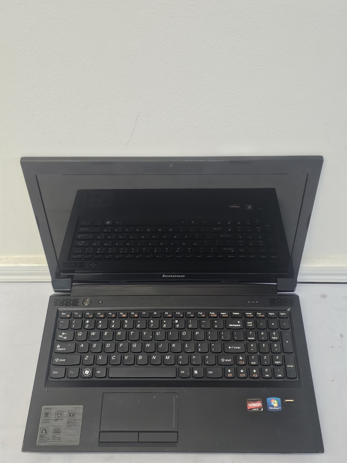 Lenovo B575 Laptop – AMD E-350 – 4GB RAM – 320GB HDD – Windows 10