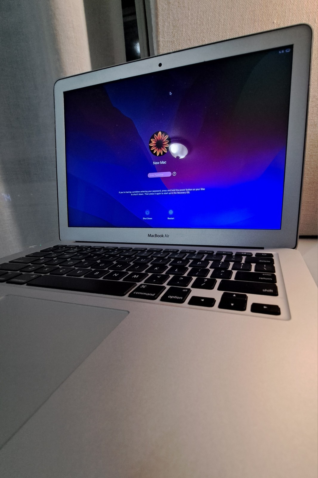 Apple MacBook Air 13-inch 2017 Intel Core I5 1.8GHz Used