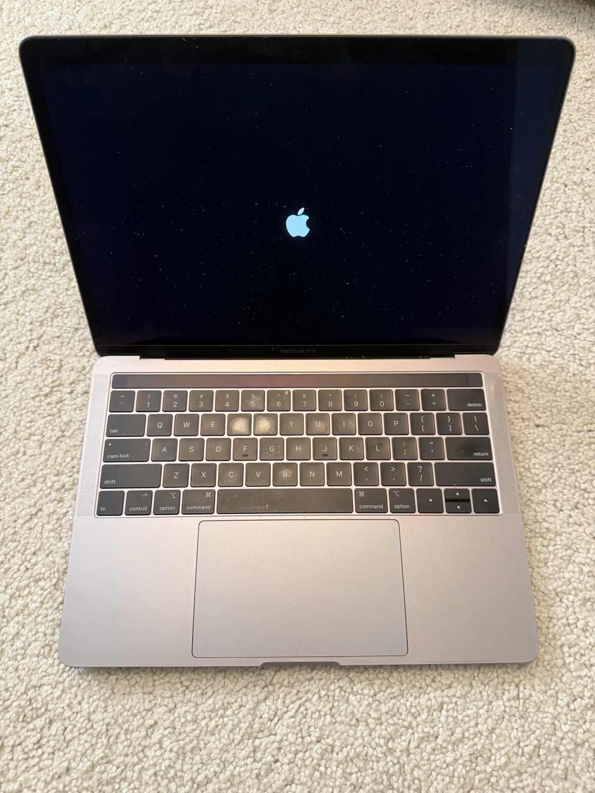 Apple MacBook Pro 13″ Touch Bar 2018 A1989 LOCKED For Parts Repair Good Screen