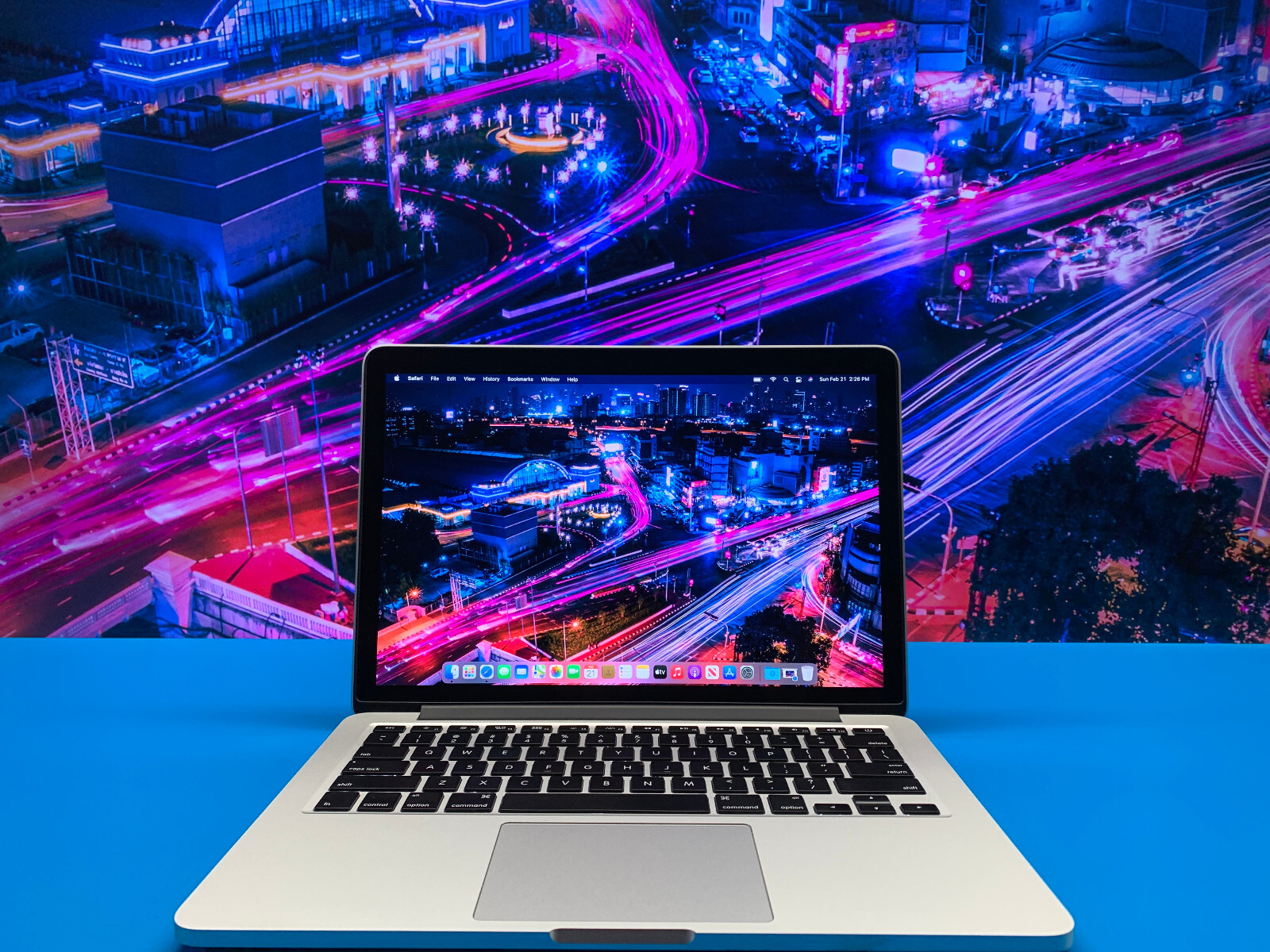 Apple MacBook Pro RETINA MONTEREY 13″ Intel i5 3.10Ghz 8GB 1TB SSD – WARRANTY