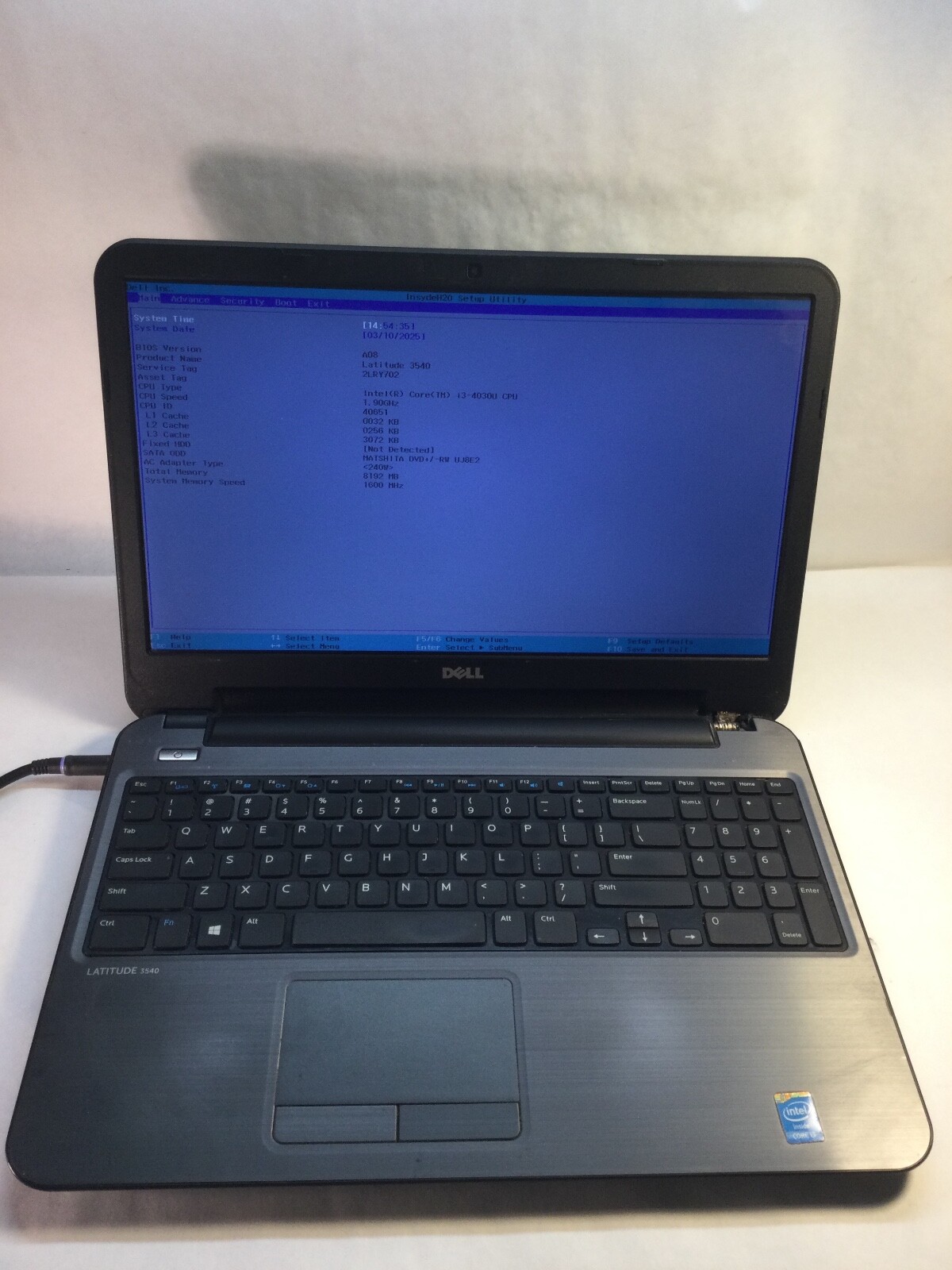 Dell Latitude 3540 15″ Laptop Intel Core i3-4030U -BOOTS TO BIOS- MZ