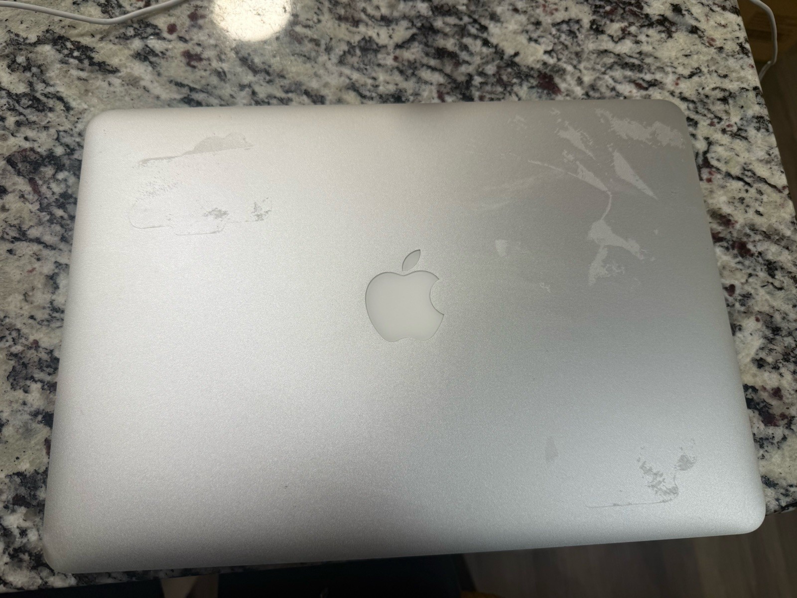 Apple MacBook Air 13.3″ 2017