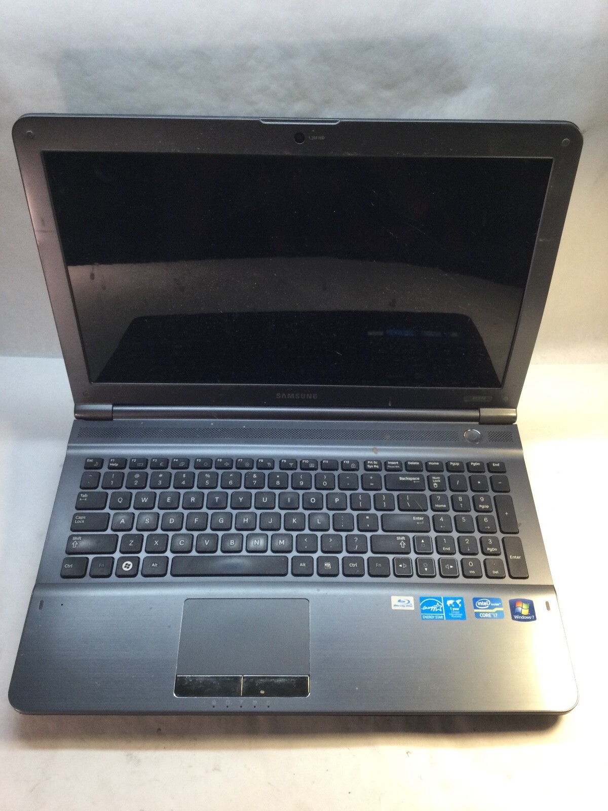 Samsung RC512 15″ Laptop Intel Core i7-2630QM- CASE DAMAGE/BAD POWER JACK- MZ