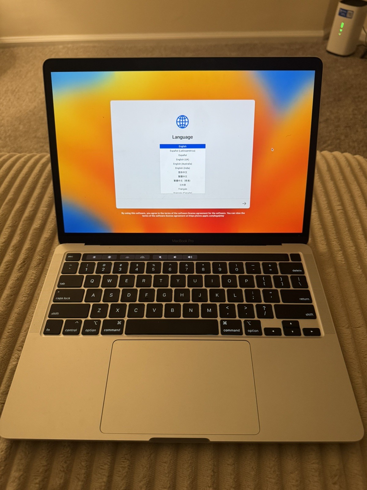 Apple MacBook Pro 2020 13″ Touch Bar 256GB SSD 8GB RAM Silver Intel Core i5