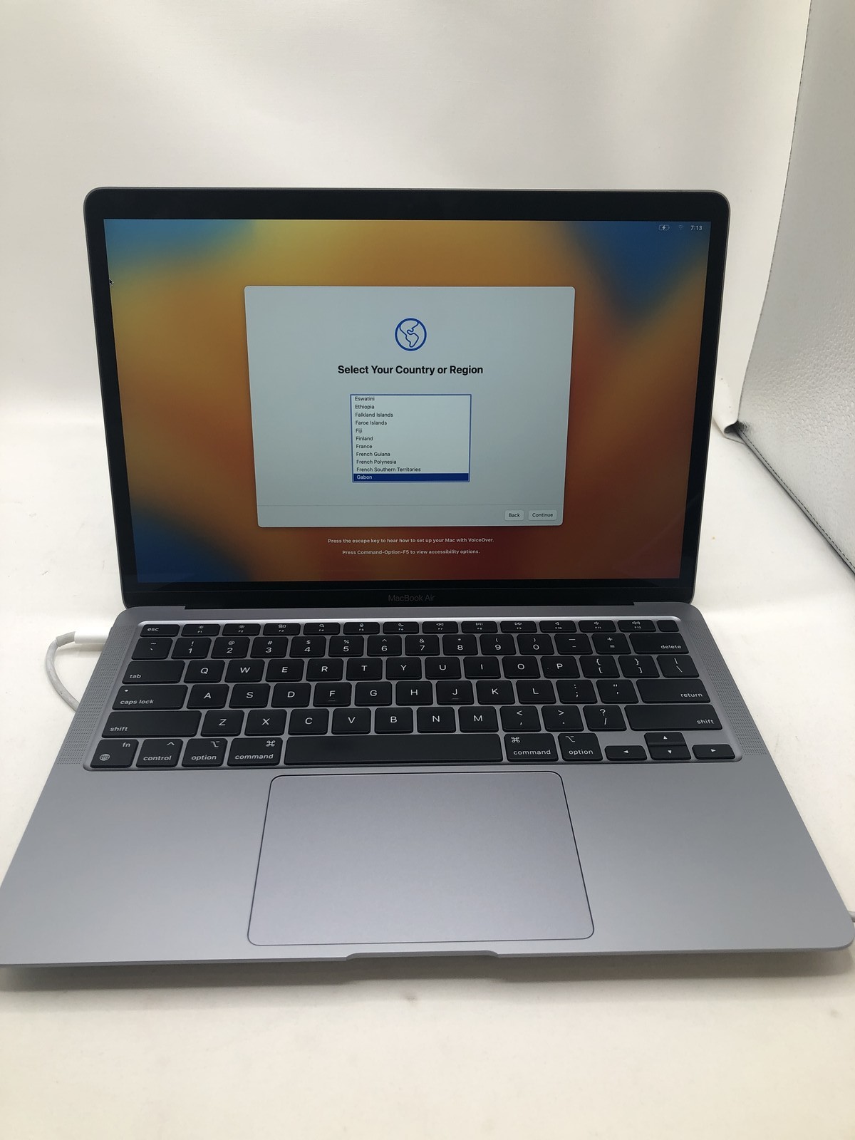 APPLE MACBOOK AIR A2337 M1 2020 13″ 16GB 256GB Grade D