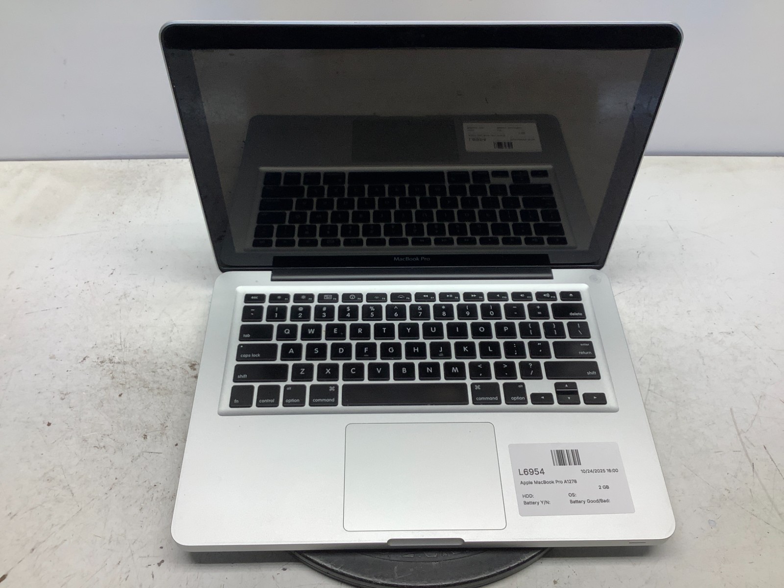 Apple MacBook Pro A1278 Intel Core 2 Duo P7550 2.26GHz 2 GB NO HDD