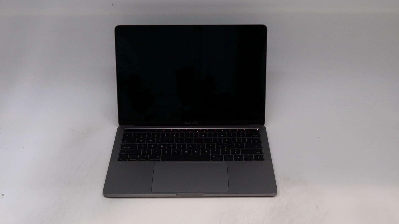 Apple MacBook Pro A1706 13 Core i5 8GB 256GB Gray 2016