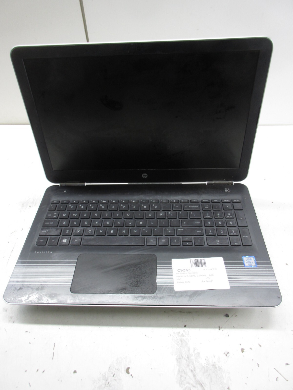 HP Pavilion 15-au062nr Intel Core i5-6200U 2.30GHz 8GB NO HDD No Batt