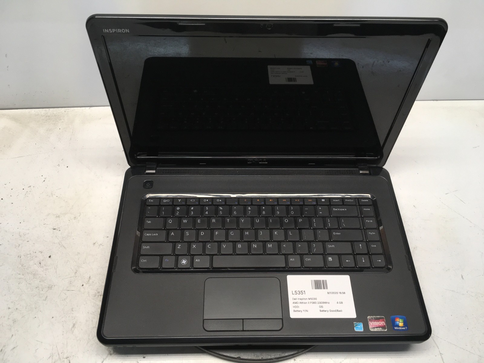 Dell Inspiron M5030 AMD Athlon II P360 2300MHz 4 GB NO HDD/ Battery