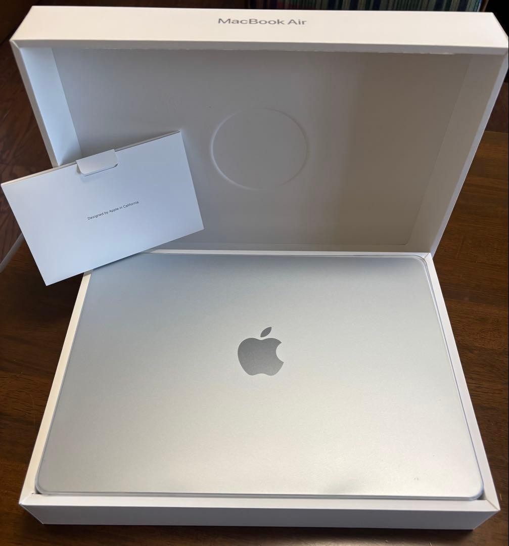 Apple MacBook Air 13″ M4 chip 16GB RAM 256GB MC6T4LL/A Sky Blue With Box
