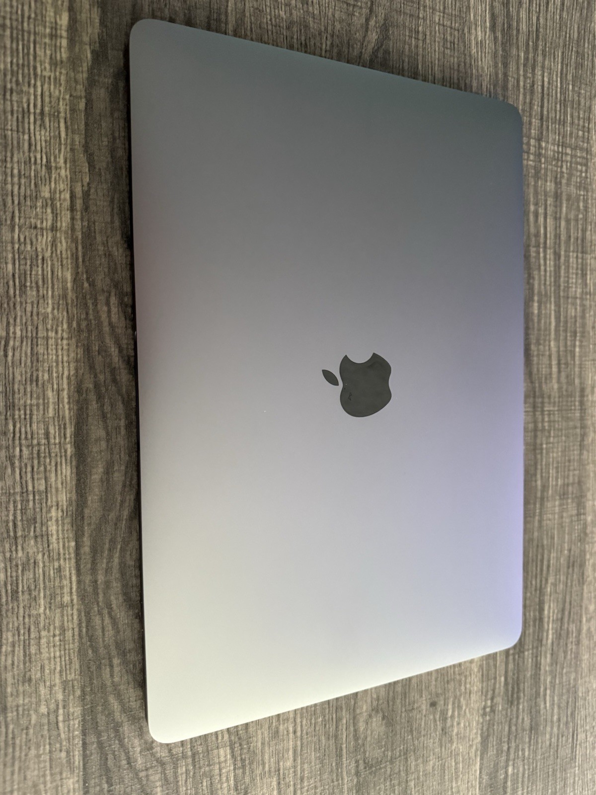 Apple MacBook Pro 13-inch 2016 2.9GHZ 8GB RAM 256GB SSD – Space Gray
