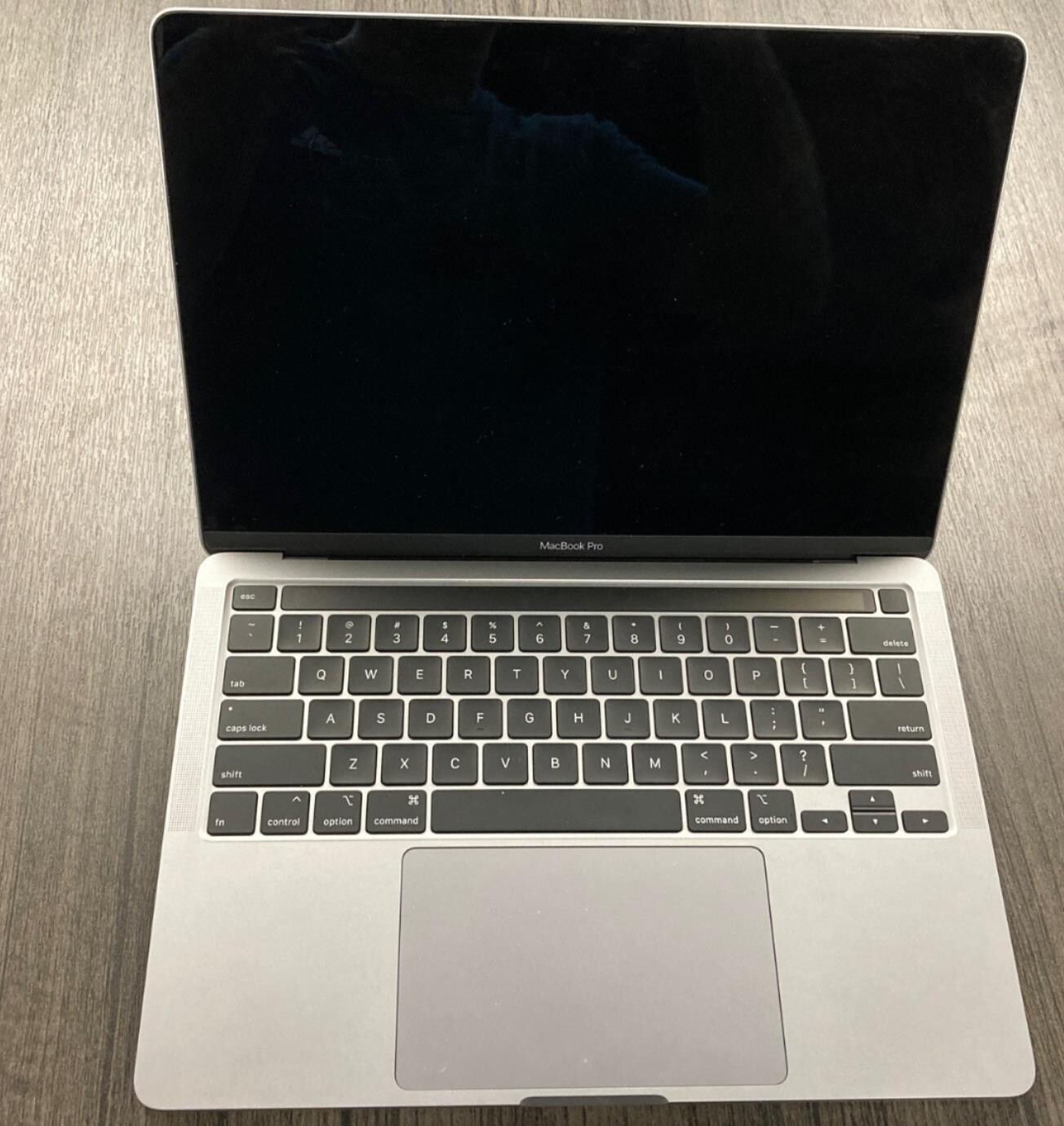 Apple A2251 MacBook Pro 13 Inch 2.3 GHz Core i7 16GB RAM 500GB 2020 Touch Bar