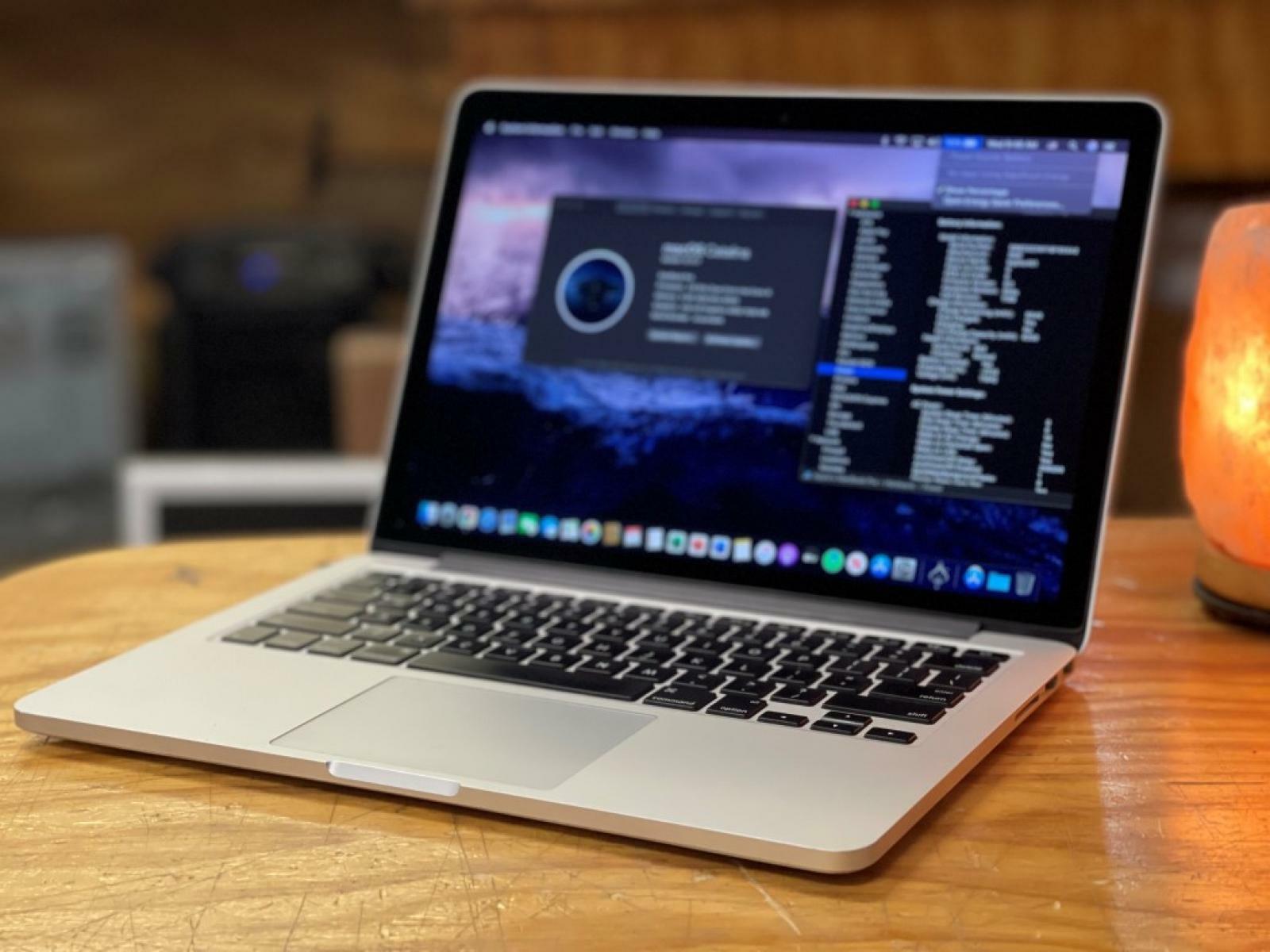 2013 Apple MacBook Pro 13″ Laptop | 2.6GHz Intel Core i5 + 8GB + 256GB SSD (B+)