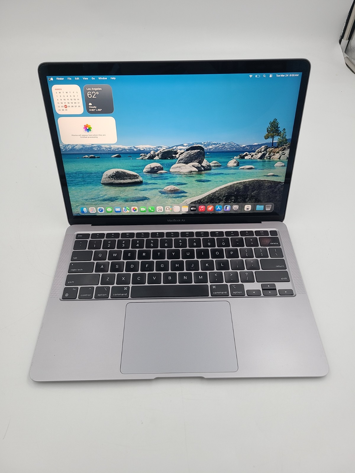 Apple MacBook Air 13″ 2020 M1 3.20GHz 8GB RAM 256GB SSD macOS Tahoe 26.3.1