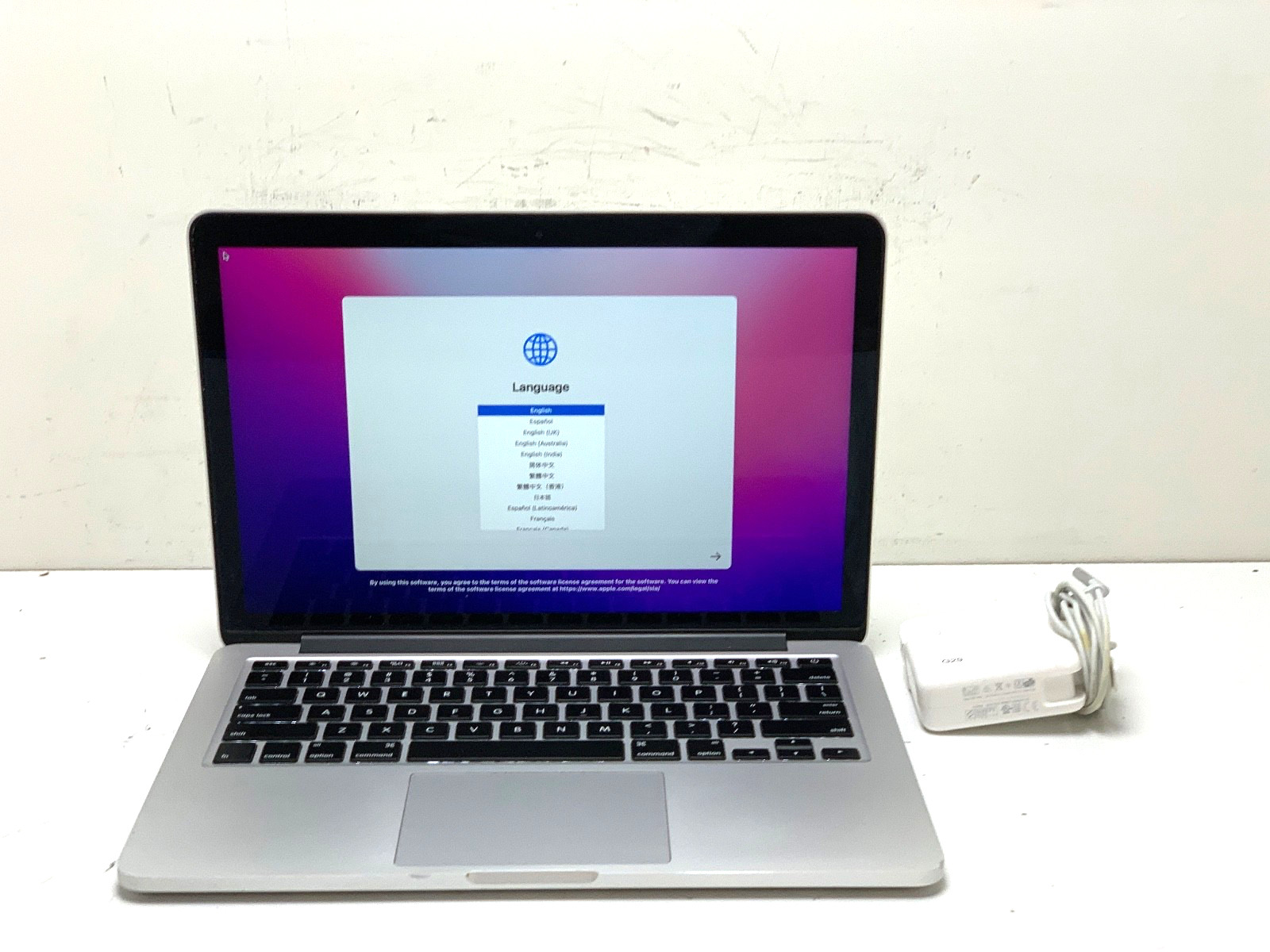 MacBook Pro 13″ 2015 | i5-5257U | 8GB RAM | 128GB SSD | 1164 Cycles | READ