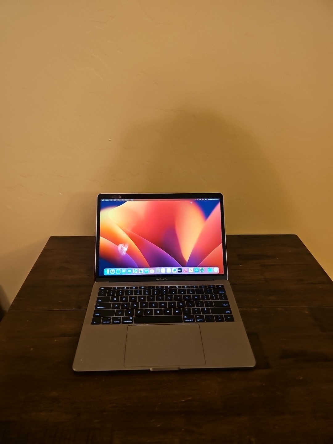 Apple MacBook Pro 13 I5 2.3GHz 8GB 256GB NVMe A1708 2017