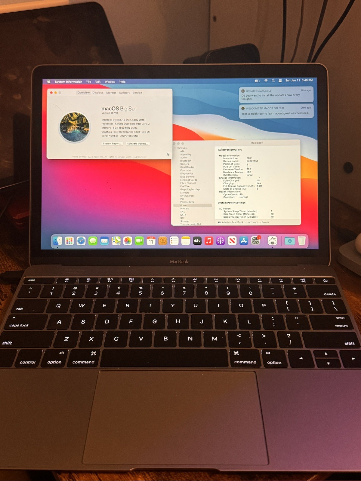 Apple MacBook 12″ (Early 2015) Space Gray 8GB RAM 256GB SSD – 49 CYCLE COUNT