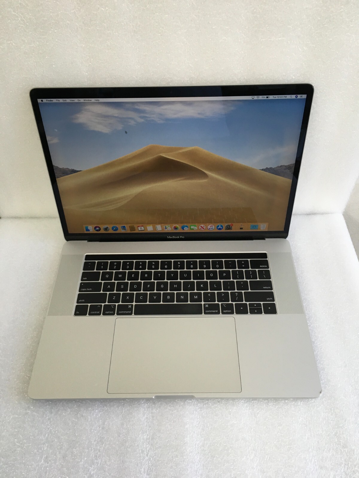 Apple A1990 MacBook Pro 2019 Intel i9-9880H 16GB 512GB SSD Mojave