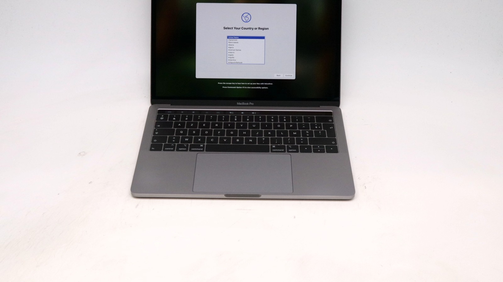 Apple MacBook Pro 13 Core i5 8GB 256GB Gray 2018 FRA KBD – Good