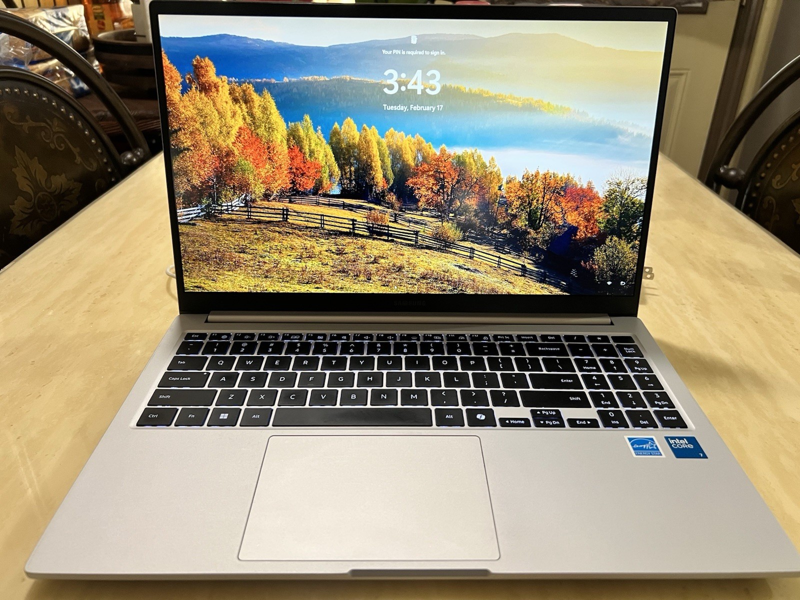 SAMSUNG GALAXY BOOK 4 / NP750XDA / 15.6 INCH DISPLAY/ SILVER
