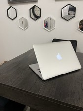 Apple MacBook Air Excellent Quality 2.3Ghz i5 TURBO SSD 2 YEAR WARRANTY INCLUDED