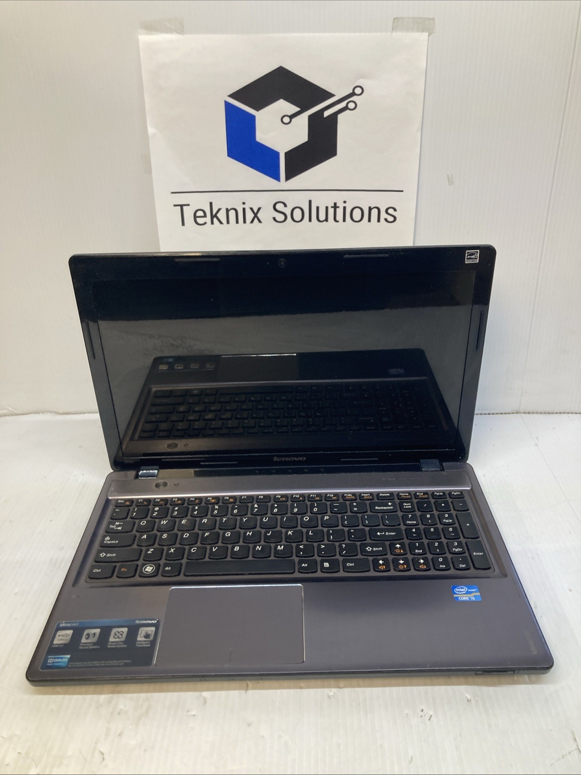 Lenovo IdeaPad Z580 Intel i5-2310M 2.5GHz 4GB NO HDD Boot to BIOS
