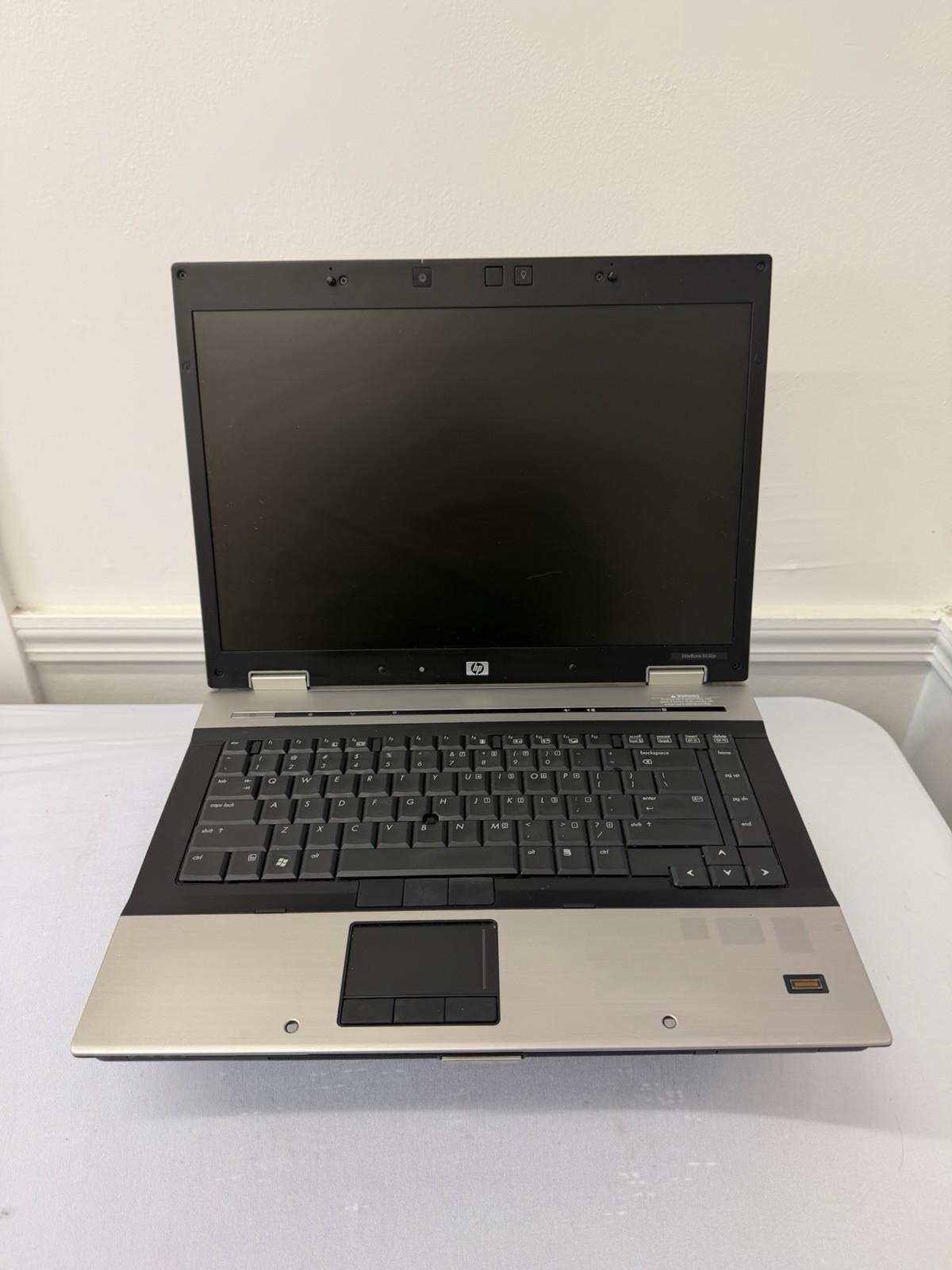 HP Elitebook 8530p Laptop – Good Screen – Intel Duo P8700 – RAM 3GB – Read Desc
