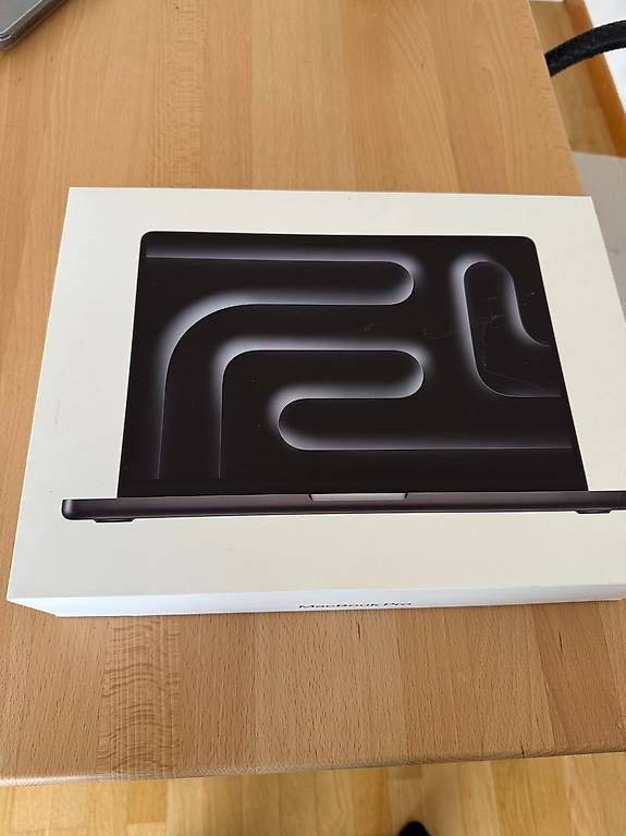 SEALED Apple MacBook Pro 2024 16 Inch M4 Pro 14-Core 512GB 24GB RAM 20C GPU