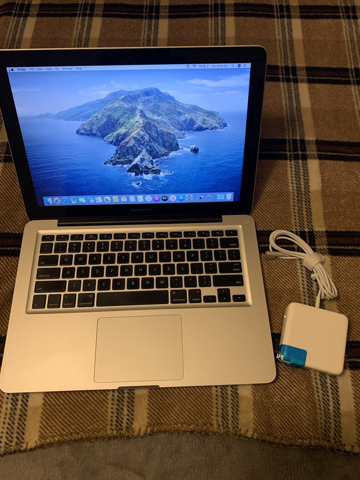 Apple MacBook Pro A1278  13.3″ Laptop – MB990LL/A (June, 2009)