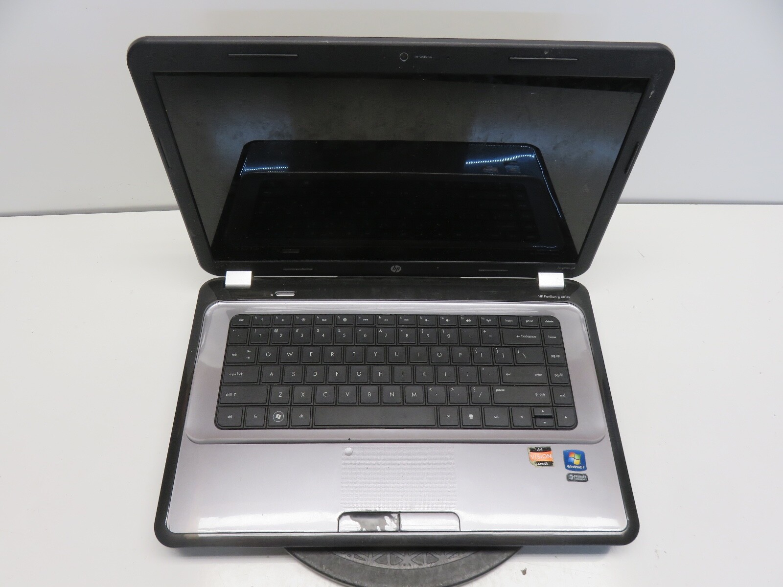 HP Pavilion G6-1d26dx Laptop AMD A4-3305M APU 1.9 GHz 2 GB NO HDD No Batt